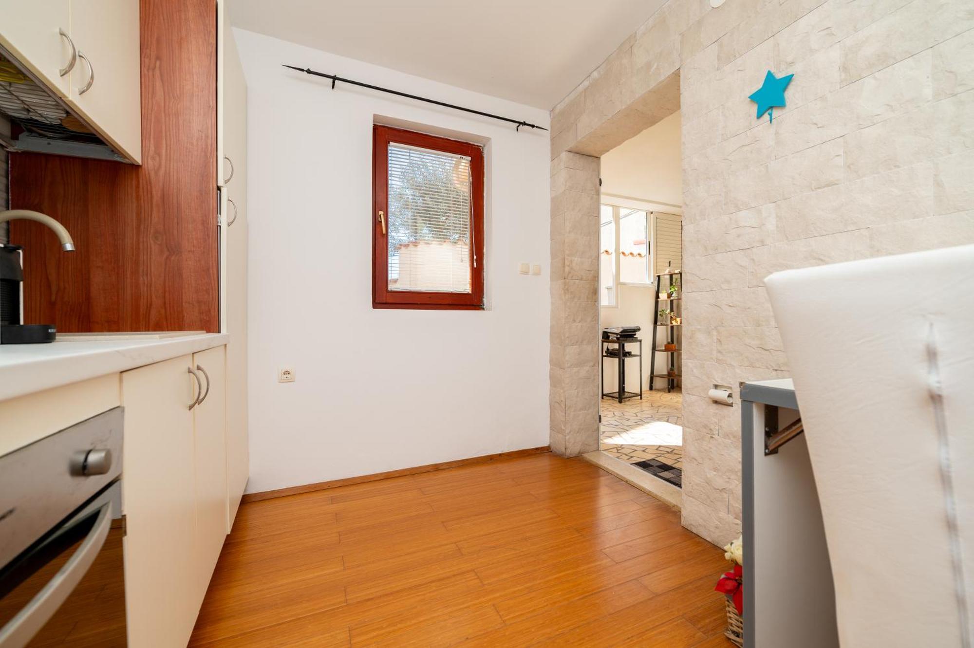 Apartments Vitoria Mali Losinj Exterior photo