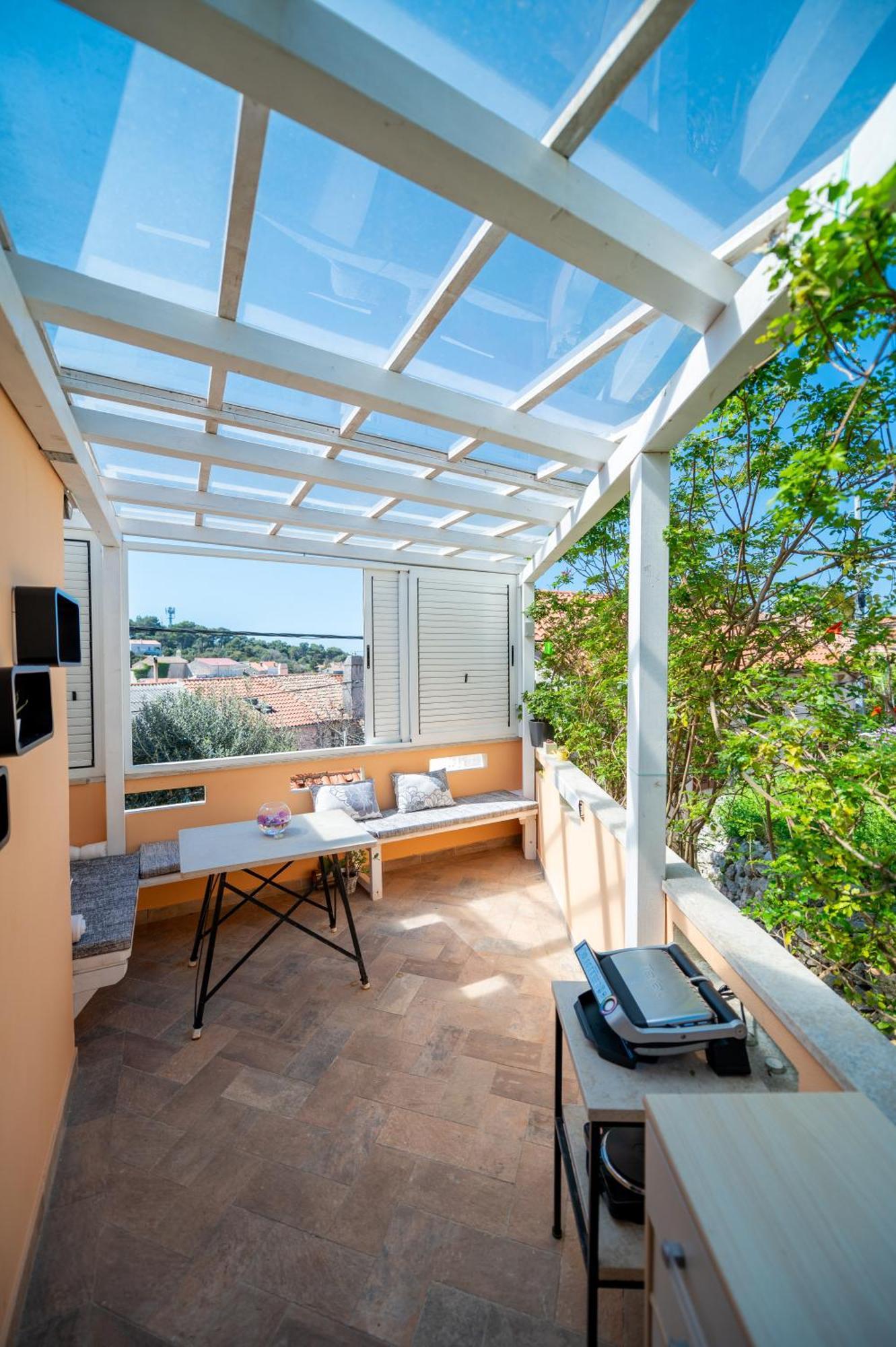 Apartments Vitoria Mali Losinj Exterior photo