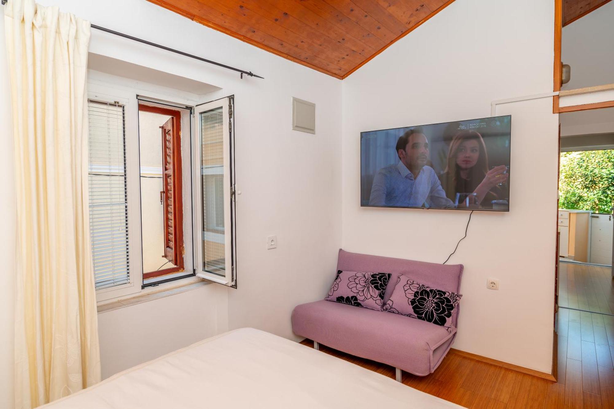 Apartments Vitoria Mali Losinj Exterior photo